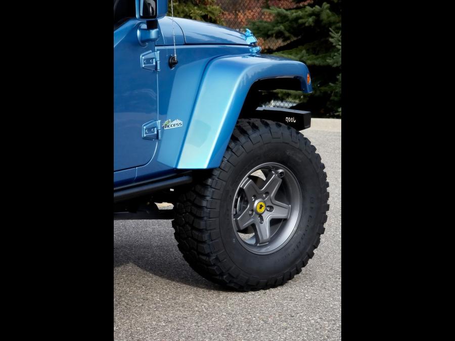  Jeep Wrangler All Access Concept 2007 года  (фото 2 из 9)